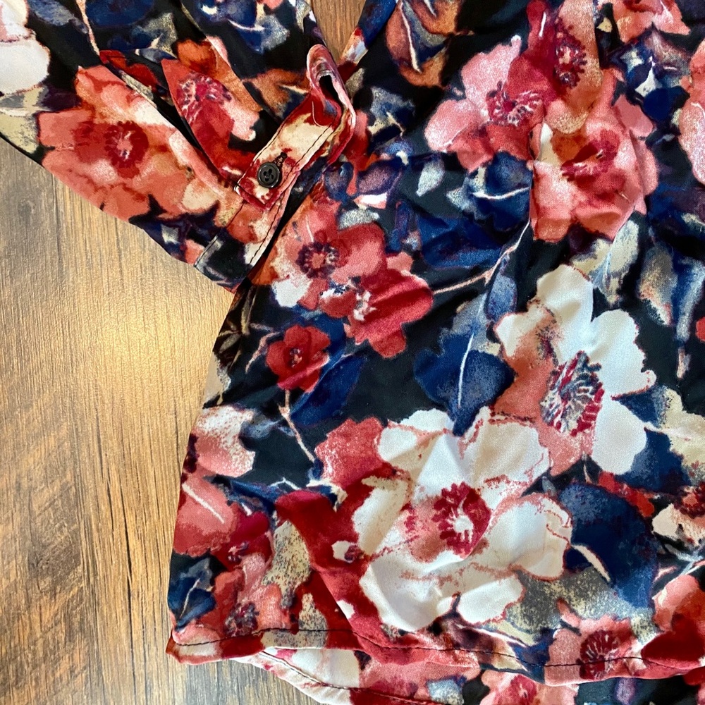 ONE CLOTHING Los Angeles Floral Long Sleeve Romper - Picture 3 of 5